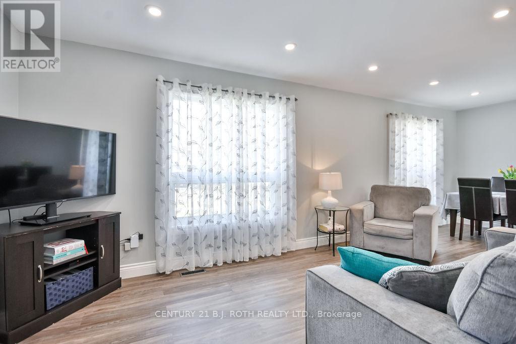 Property at 695 CANDARAS STREET image 5