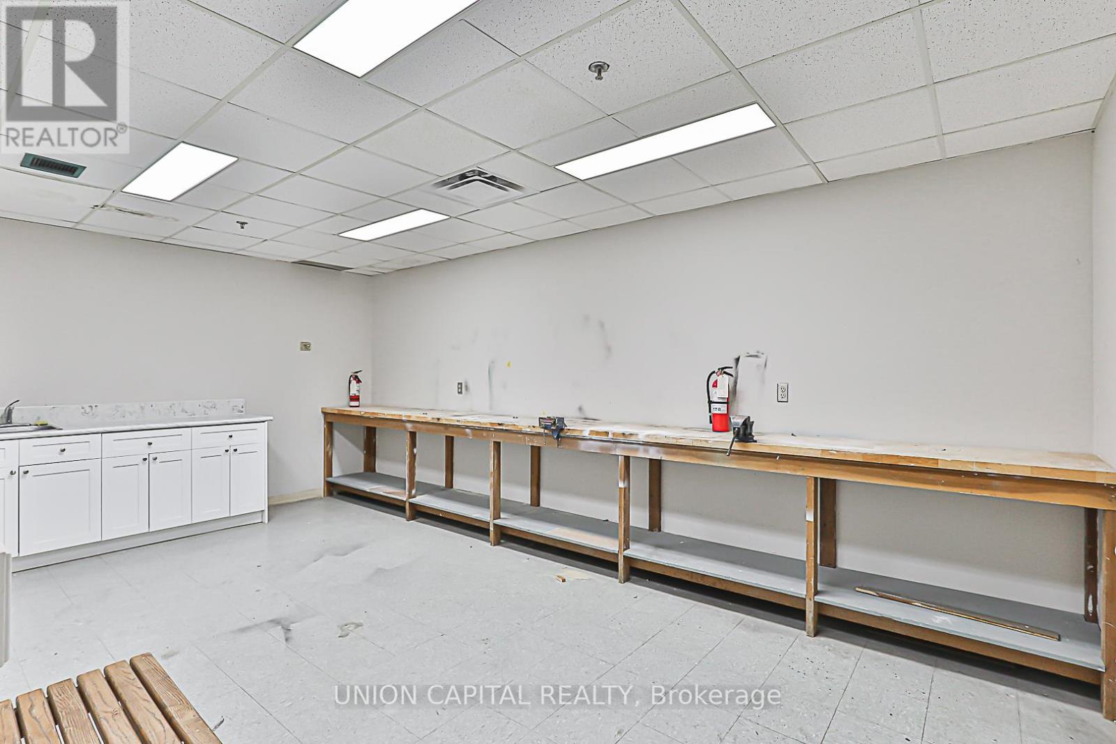 627 - 32 Clarissa Drive, Richmond Hill, Ontario  L4C 9R7 - Photo 31 - N12109866