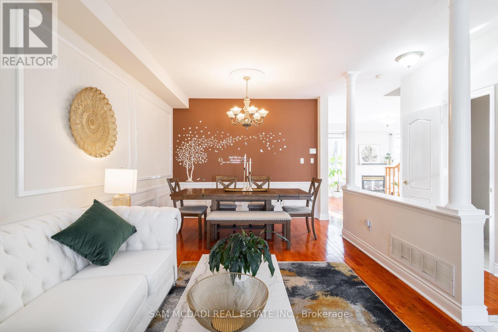 5562 Katy Gate, Mississauga, Ontario  L5M 6M7 - Photo 5 - W12109995