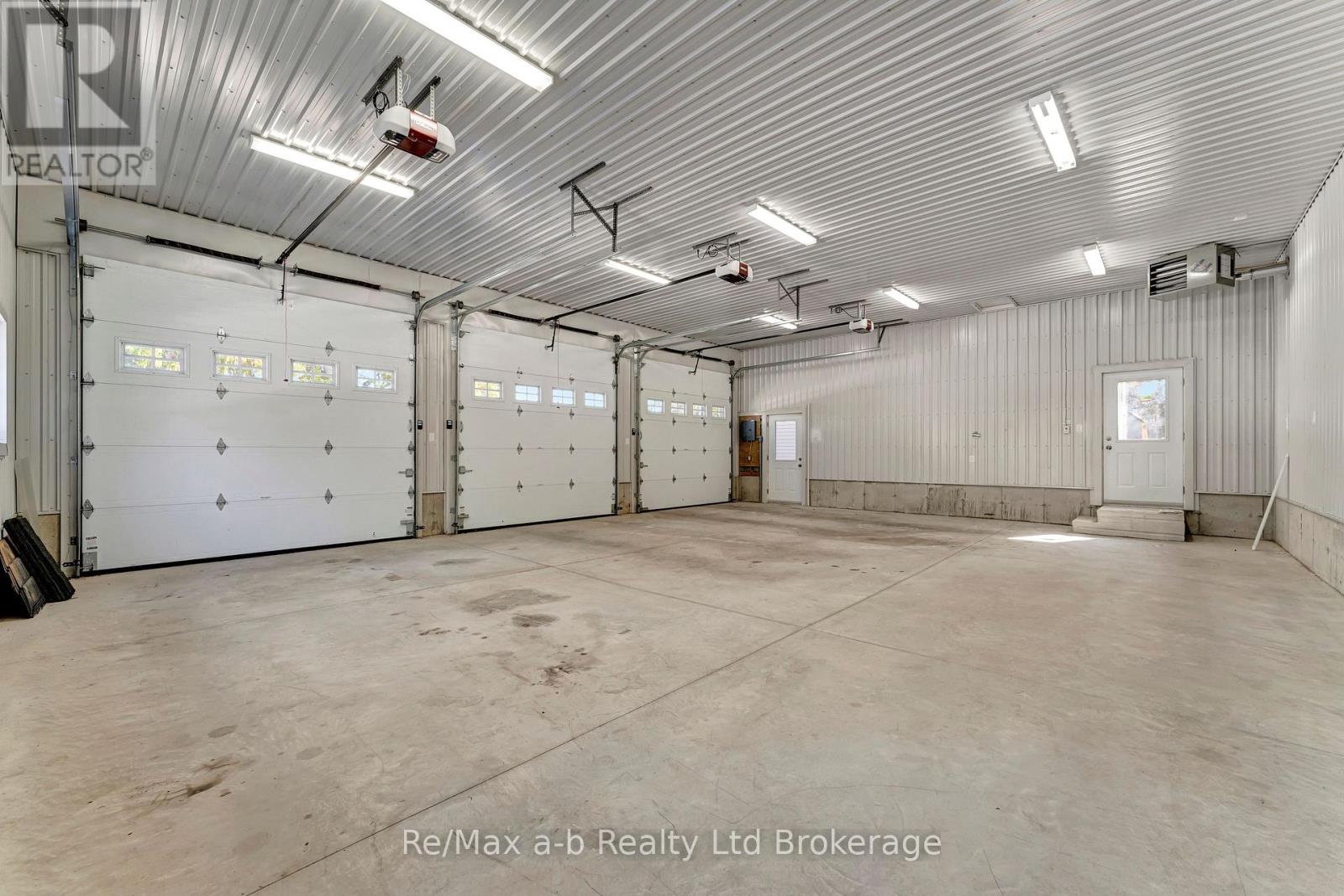 Property at 7 CENTRE STREET image 5