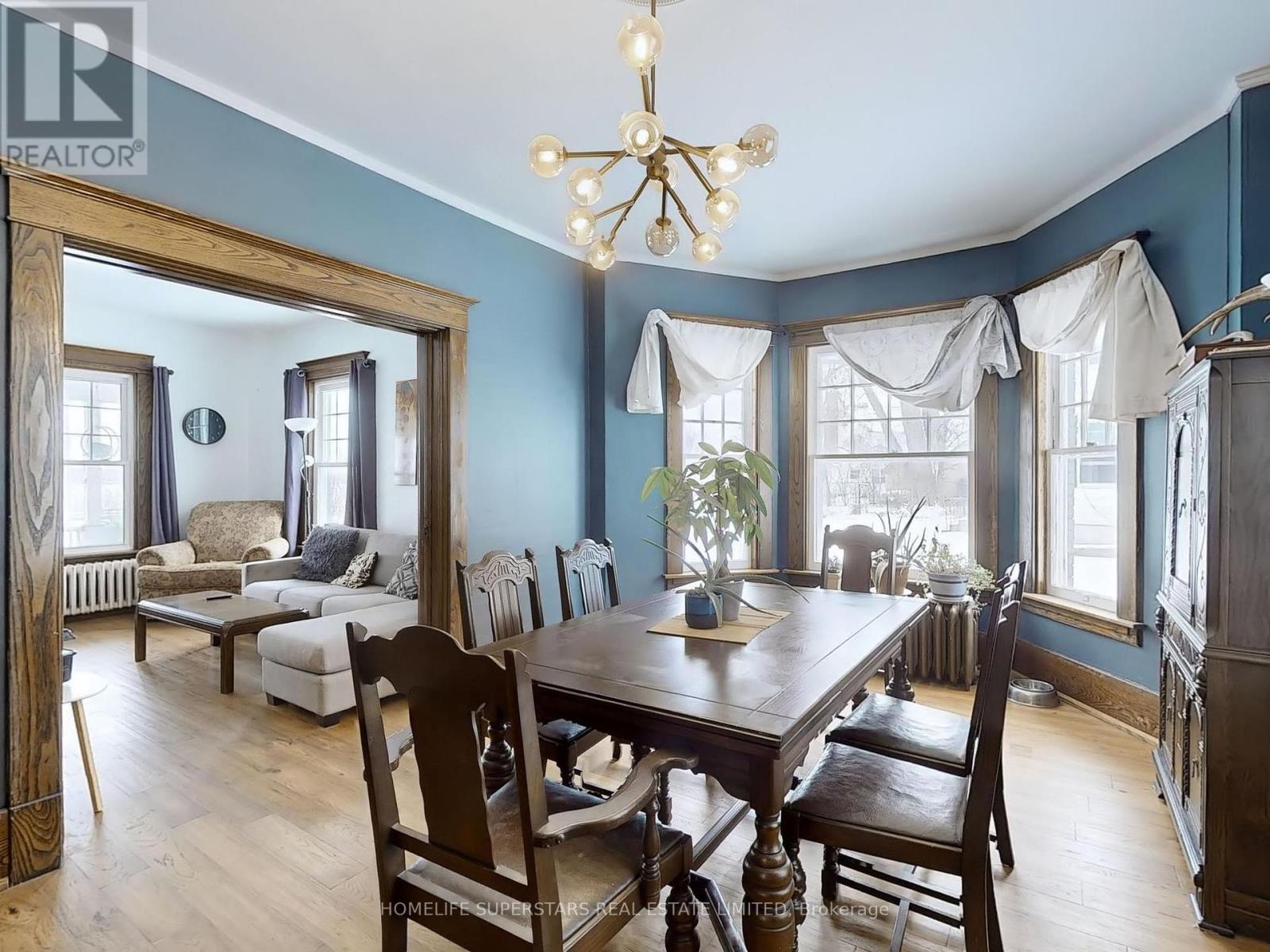 535 Niagara Boulevard, Fort Erie, Ontario  L2A 3H3 - Photo 11 - X12109963