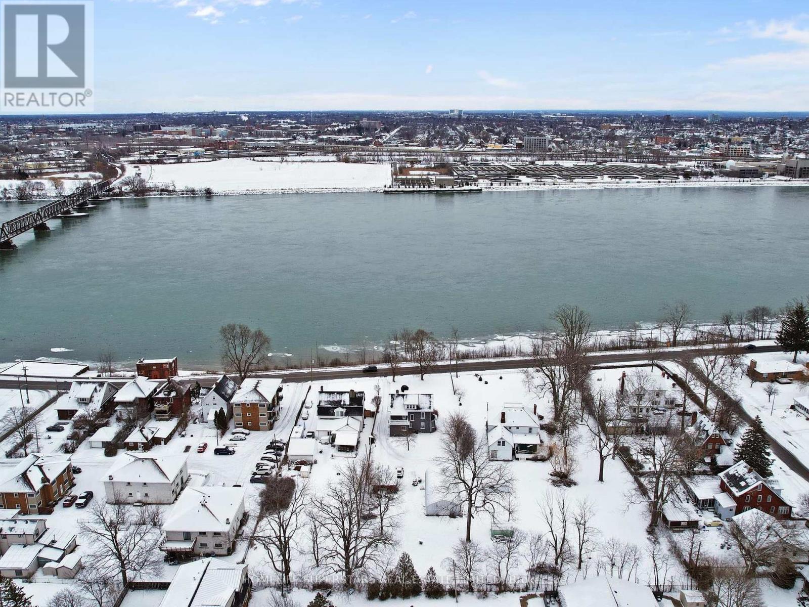 535 Niagara Boulevard, Fort Erie, Ontario  L2A 3H3 - Photo 44 - X12109963