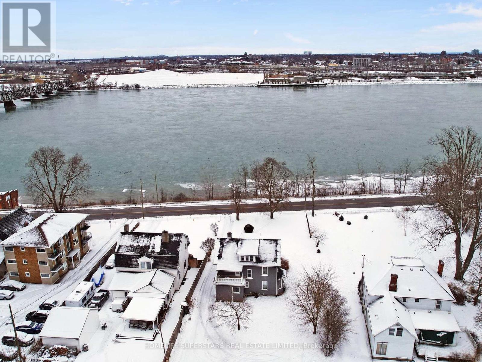 535 Niagara Boulevard, Fort Erie, Ontario  L2A 3H3 - Photo 47 - X12109963