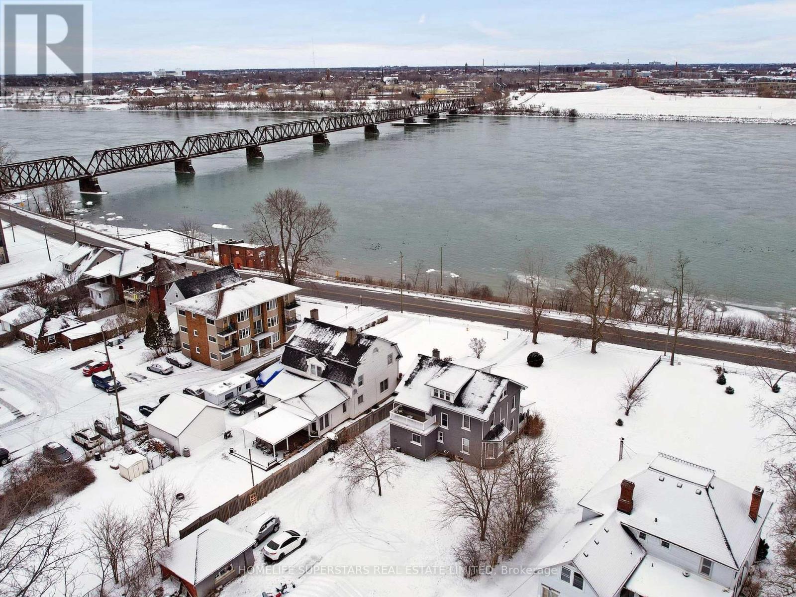535 Niagara Boulevard, Fort Erie, Ontario  L2A 3H3 - Photo 48 - X12109963