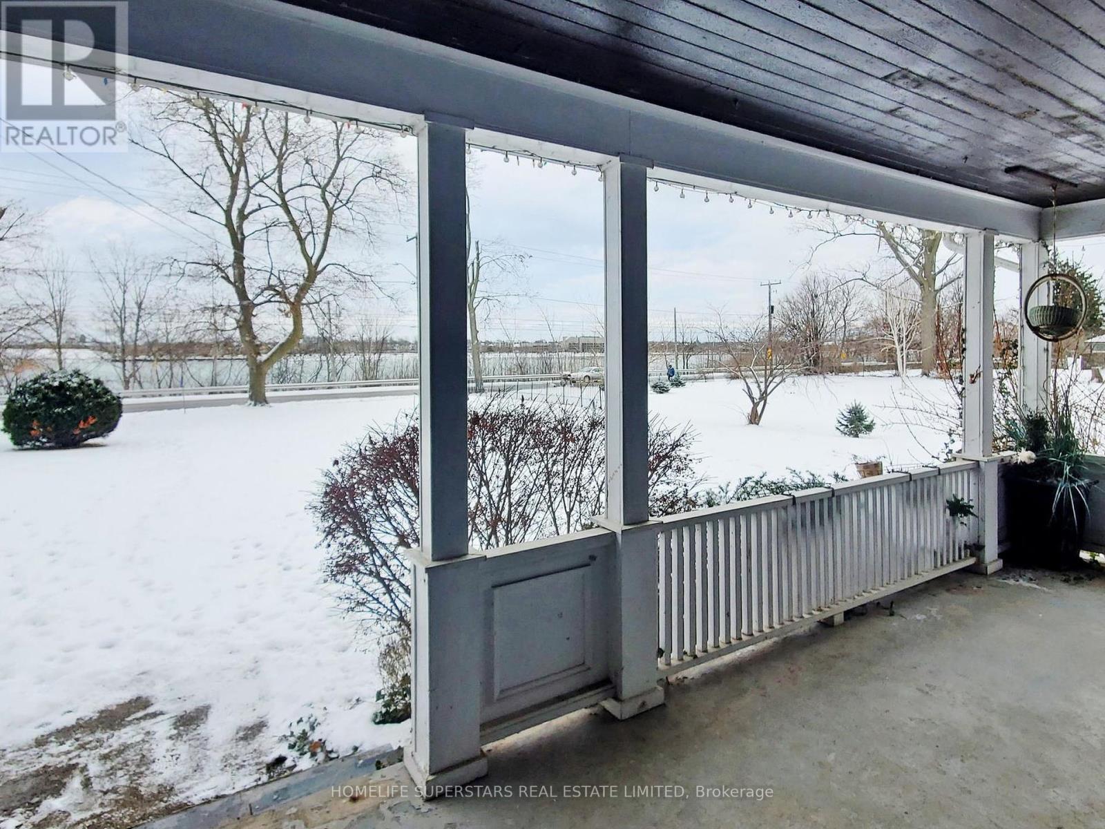 535 Niagara Boulevard, Fort Erie, Ontario  L2A 3H3 - Photo 7 - X12109963