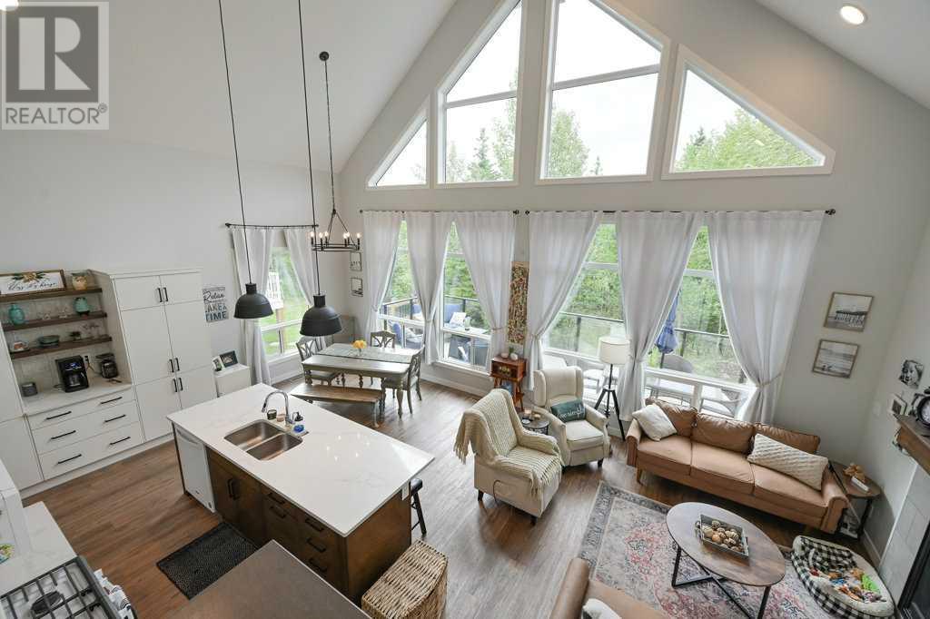 500 Summer Crescent, Rural Ponoka County, Alberta