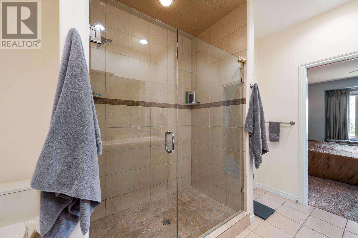 Property at 4100 Gallaghers Parkland Drive Unit# 6 image 5
