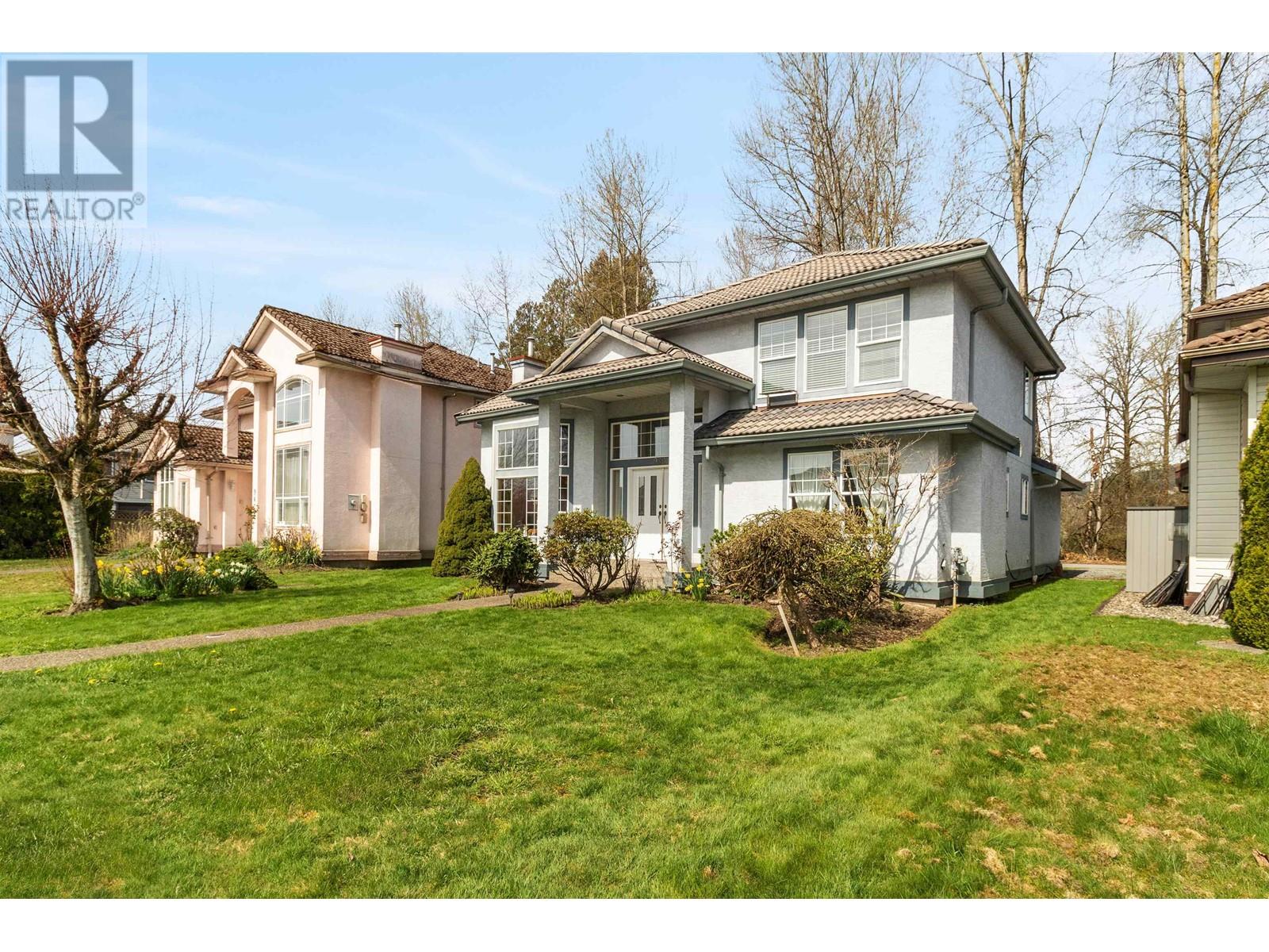 939 Riverside Drive, Port Coquitlam, British Columbia  V3B 7T6 - Photo 2 - R2995503