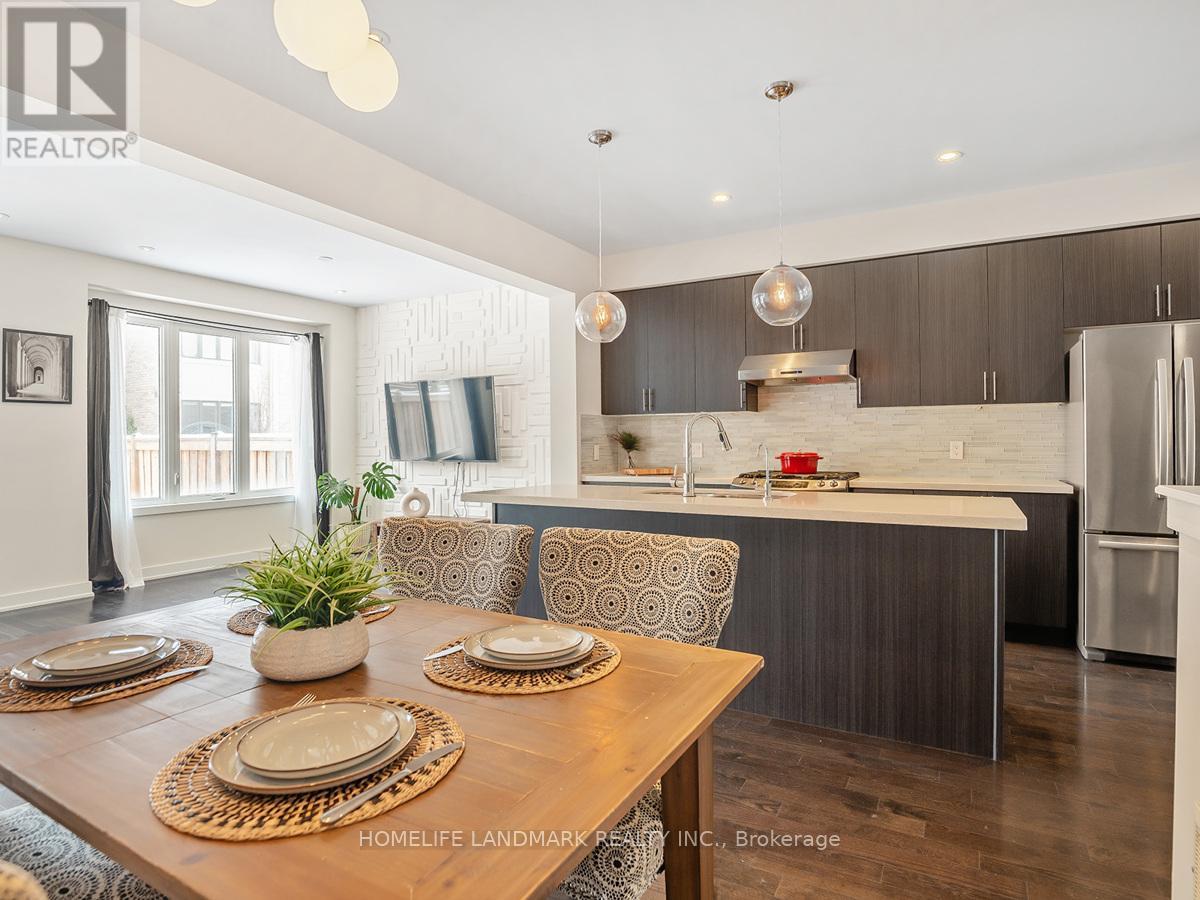 34 Denarius Crescent, Richmond Hill, Ontario  L4E 5B6 - Photo 9 - N11950141
