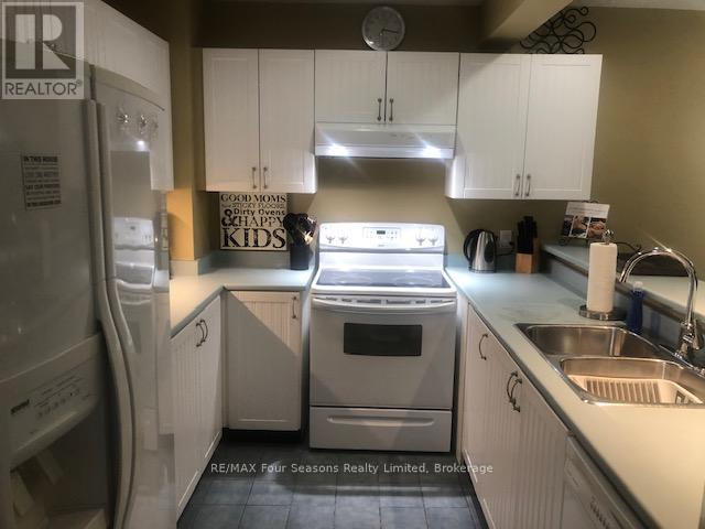 21 - 146 Settlers Way, Blue Mountains, Ontario  L9Y 0N9 - Photo 28 - X12110077