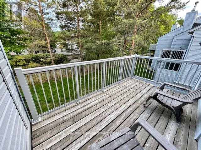 21 - 146 Settlers Way, Blue Mountains, Ontario  L9Y 0N9 - Photo 3 - X12110077