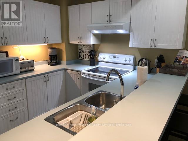 21 - 146 Settlers Way, Blue Mountains, Ontario  L9Y 0N9 - Photo 32 - X12110077
