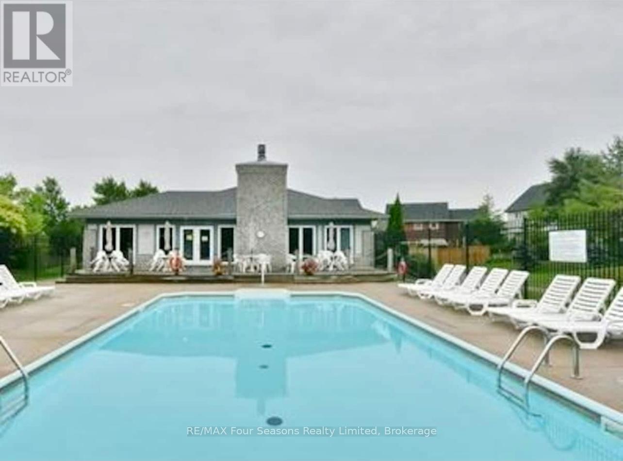 21 - 146 Settlers Way, Blue Mountains, Ontario  L9Y 0N9 - Photo 34 - X12110077