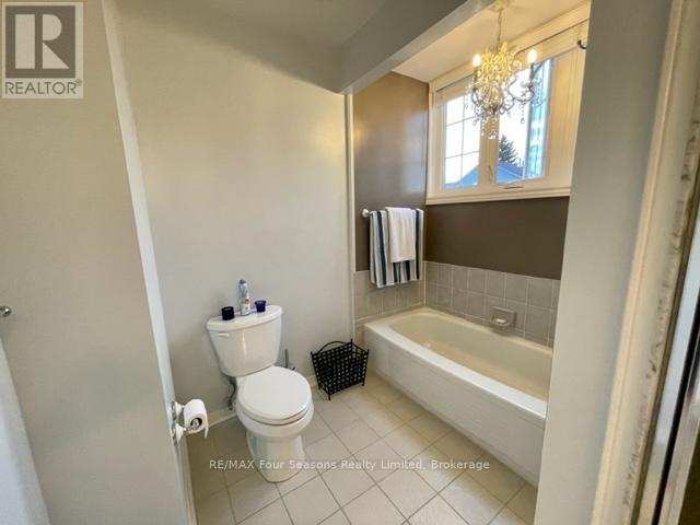 21 - 146 Settlers Way, Blue Mountains, Ontario  L9Y 0N9 - Photo 7 - X12110077
