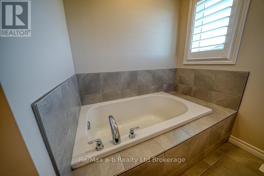 307 Poldon Drive, Norwich, Ontario  N0J 1P0 - Photo 22 - X11925024