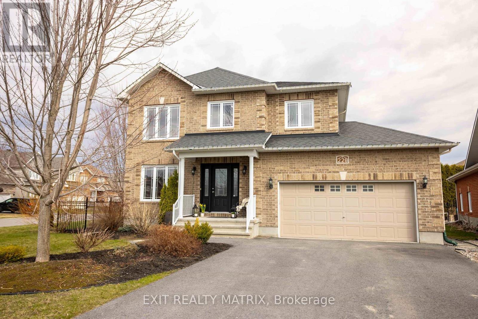 Property at 228 OLDE TOWNE AVENUE image 1