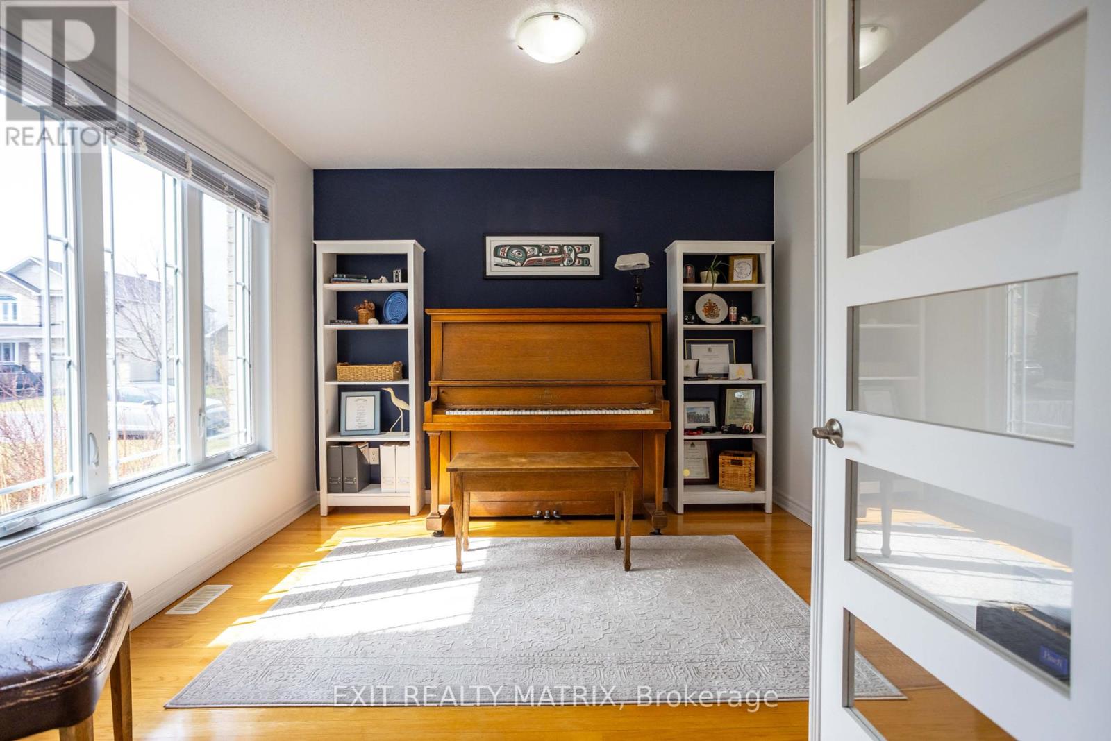 Property at 228 OLDE TOWNE AVENUE image 5