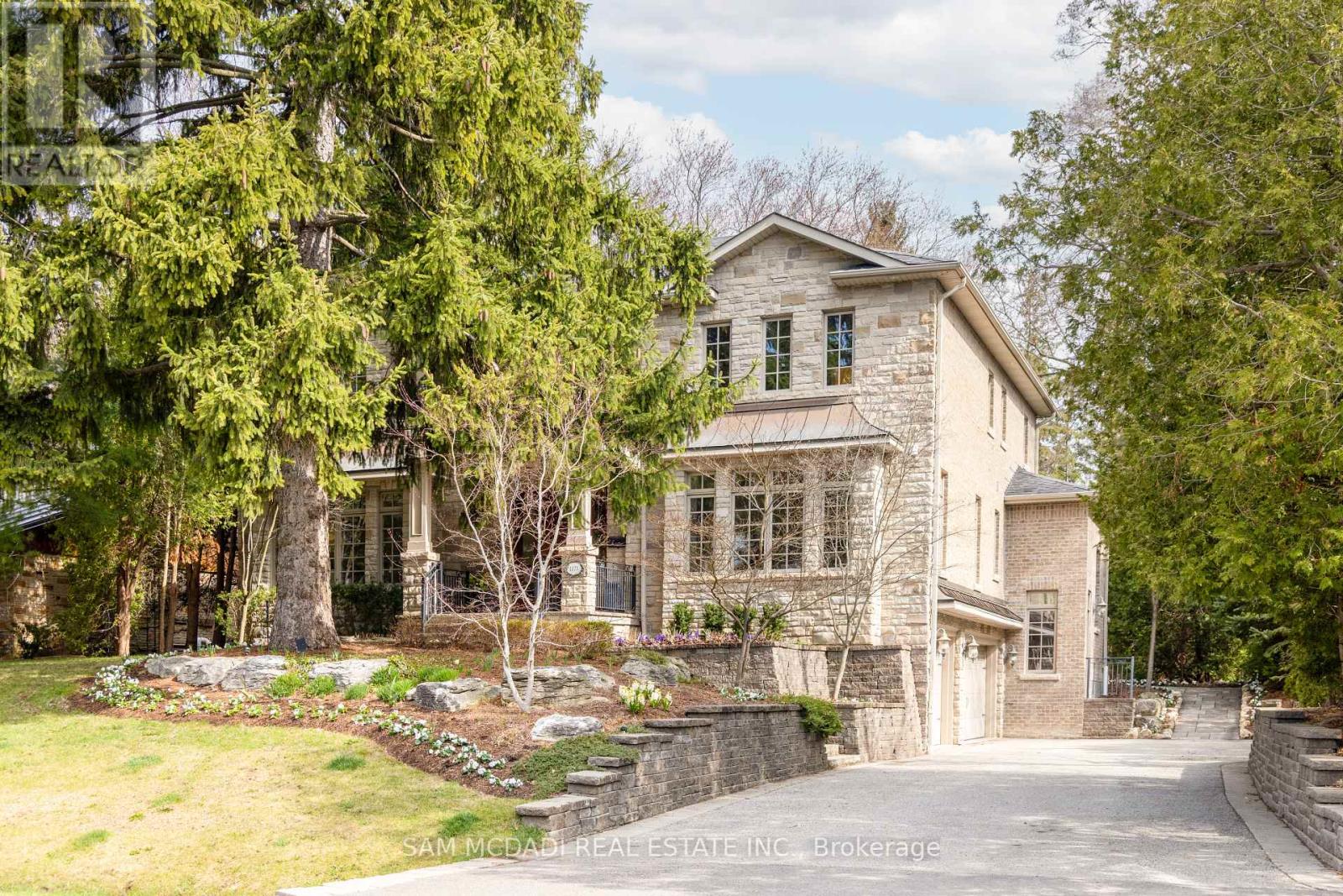 Property at 1173 WOODEDEN DRIVE image 2