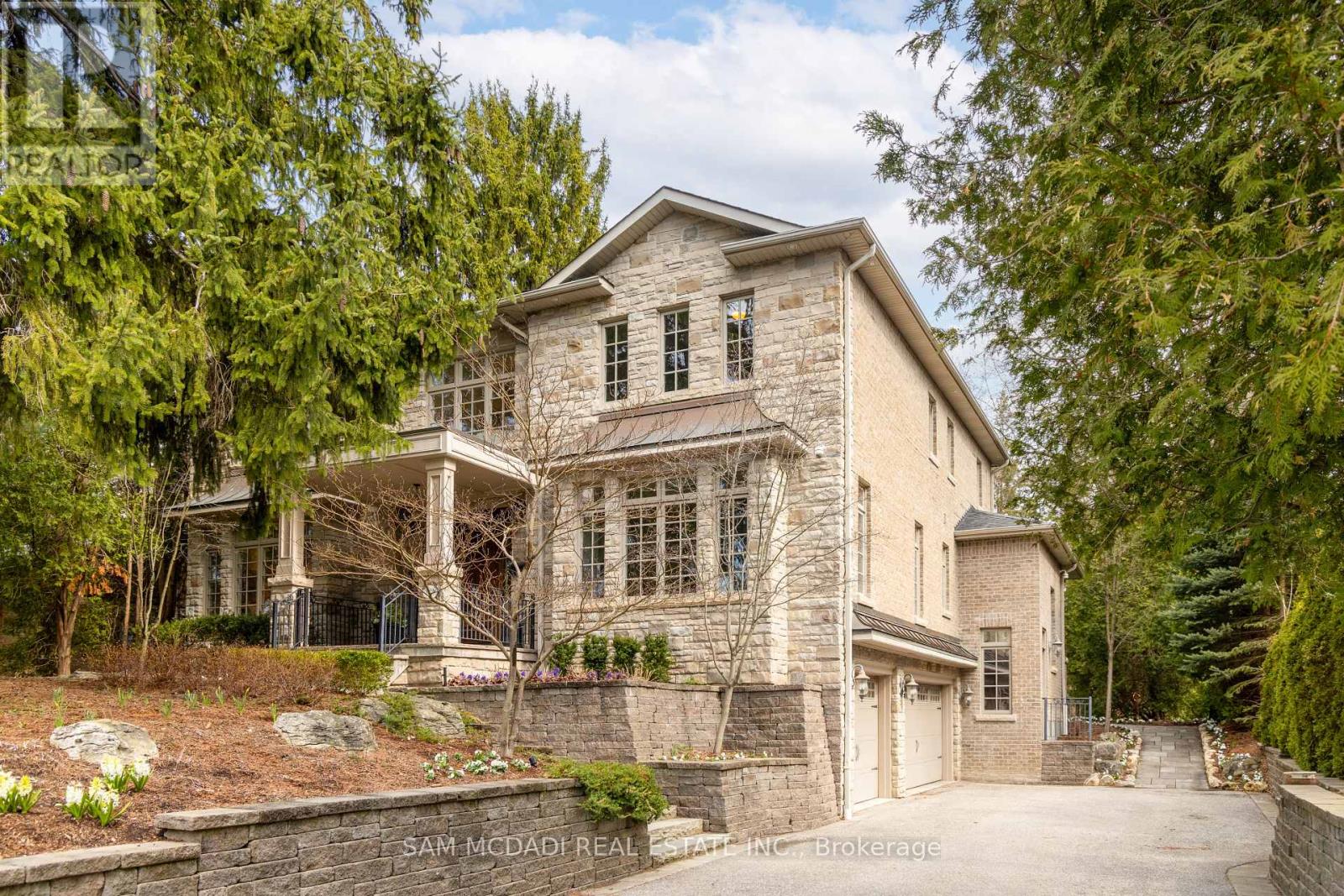 Property at 1173 WOODEDEN DRIVE image 3