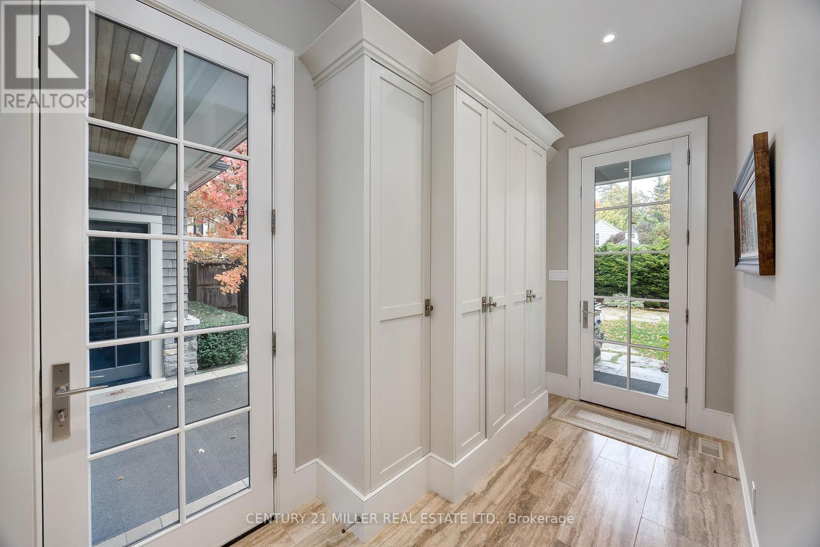 47 Allan Street, Oakville, Ontario  L6J 3M7 - Photo 35 - W12110044