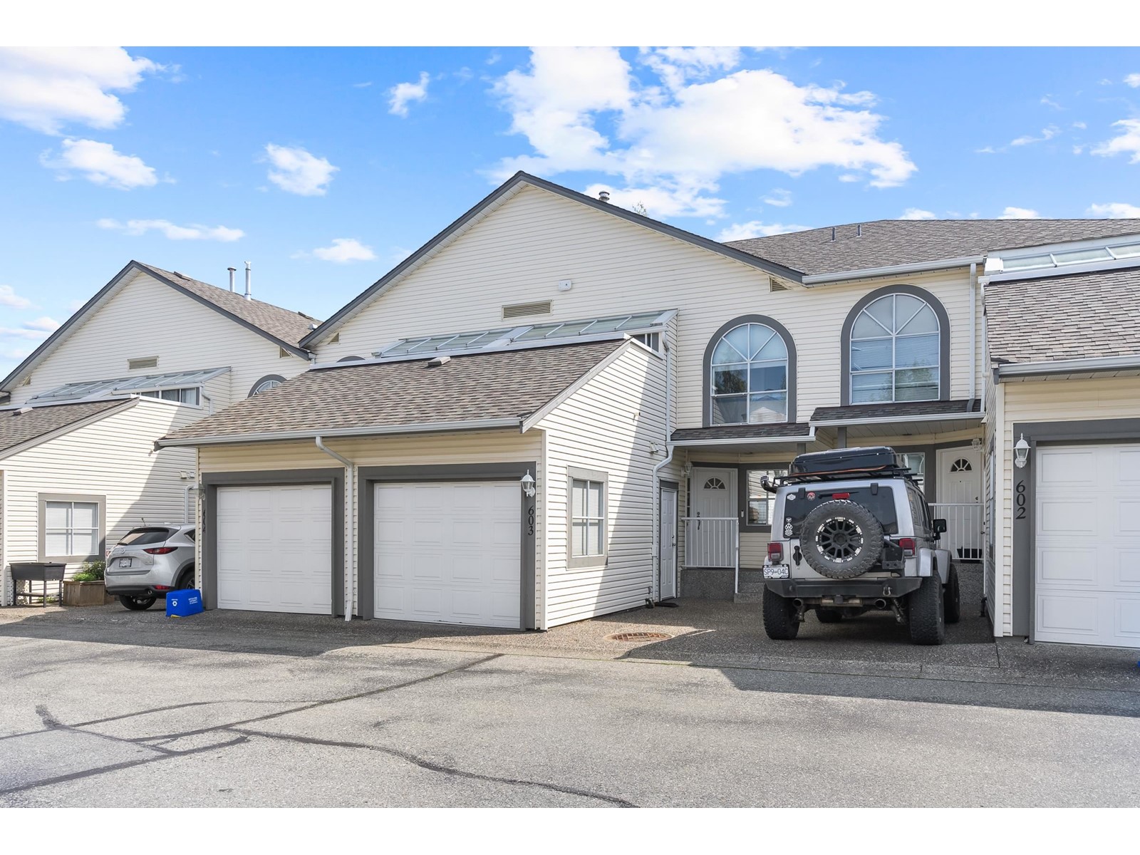 Property at 603 21937 48 AVENUE image 1