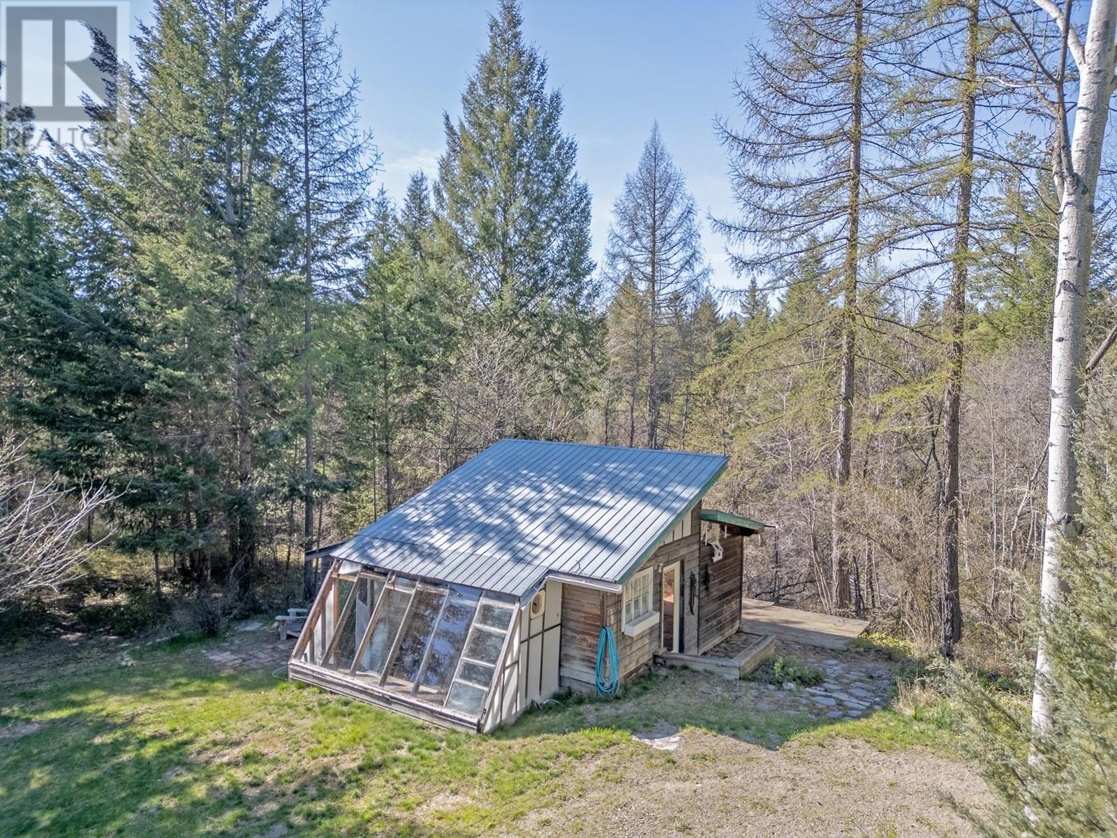 702 Forner Road, Lister, British Columbia  V0B 1G2 - Photo 5 - 10344295