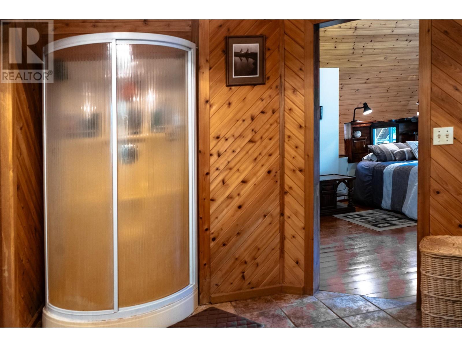 702 Forner Road, Lister, British Columbia  V0B 1G2 - Photo 52 - 10344295
