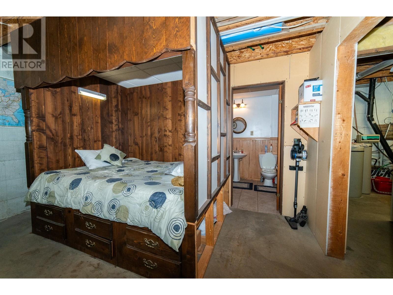 702 Forner Road, Lister, British Columbia  V0B 1G2 - Photo 32 - 10344295