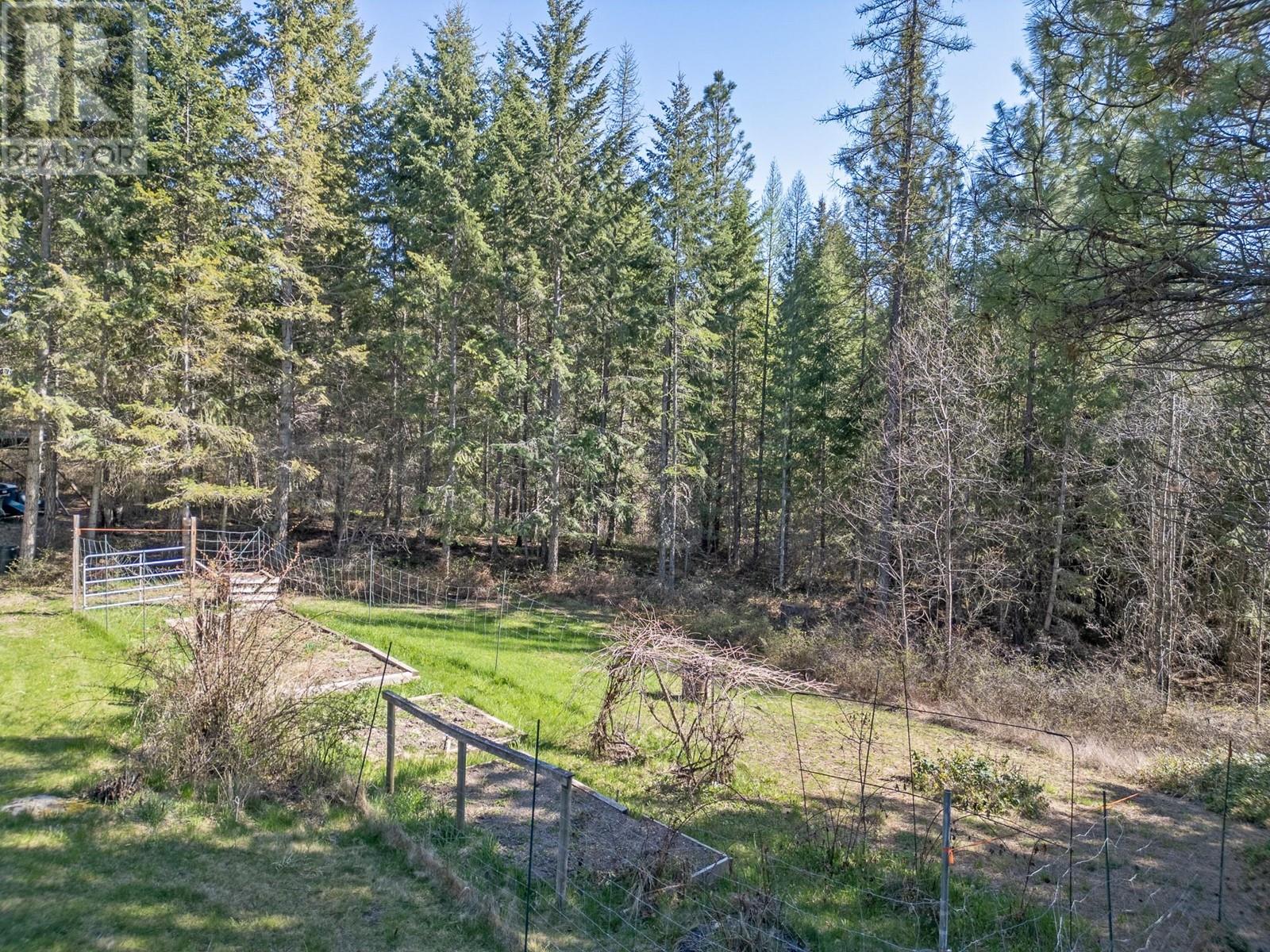 702 Forner Road, Lister, British Columbia  V0B 1G2 - Photo 6 - 10344295
