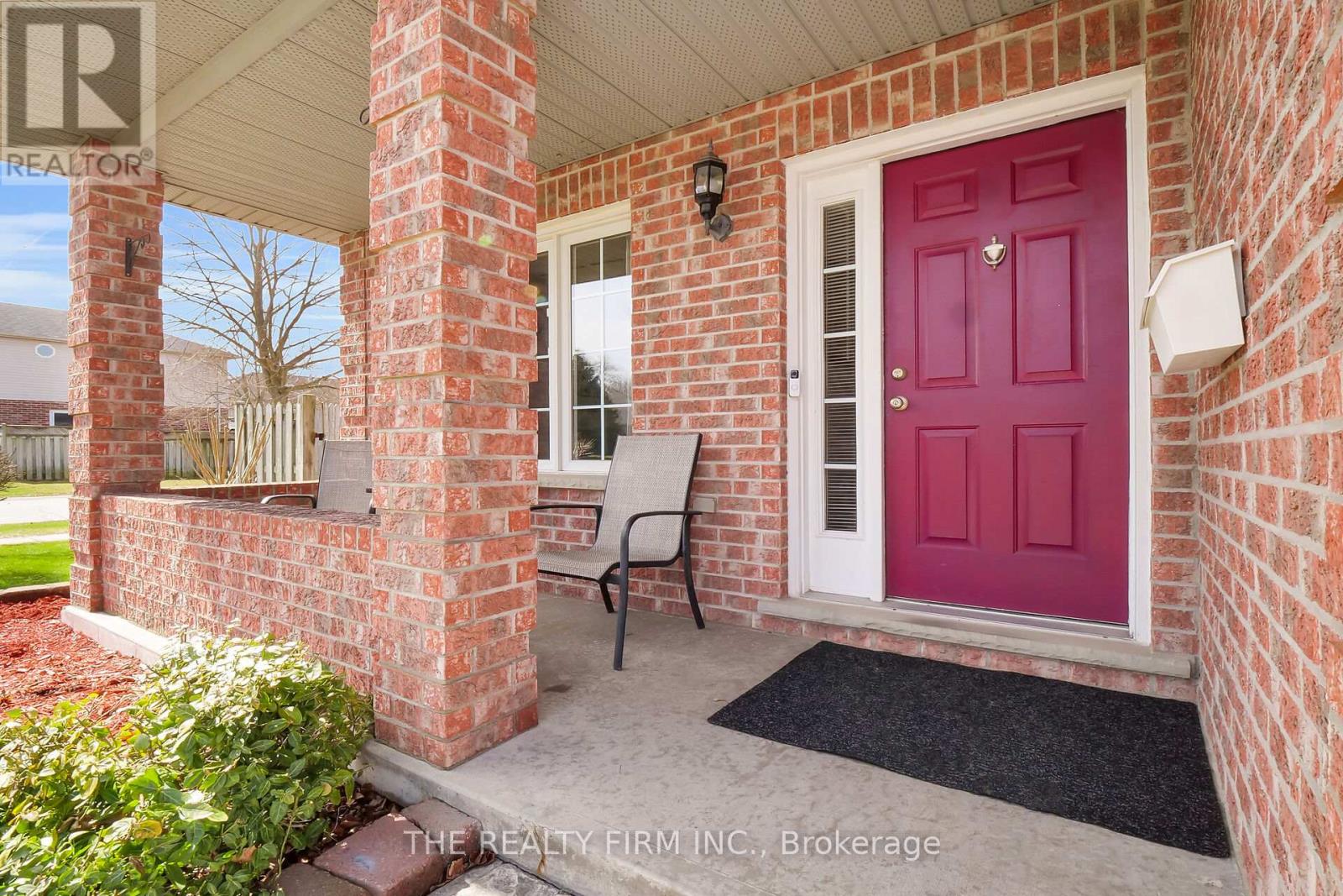 Property at 487 FOREST CREEK PLACE image 3