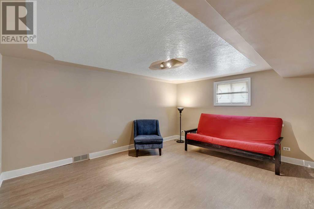 1003 8 Avenue Ne, Calgary, Alberta  T2E 0S4 - Photo 35 - A2215500