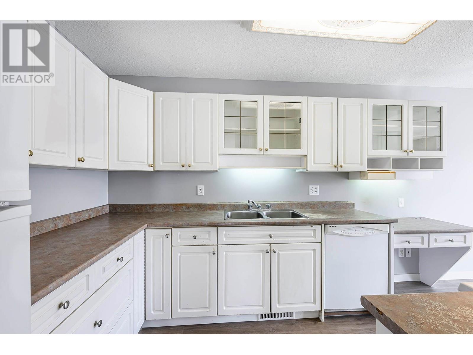 1201 14th Street, Kamloops, British Columbia  V2B 8K8 - Photo 14 - 10345313