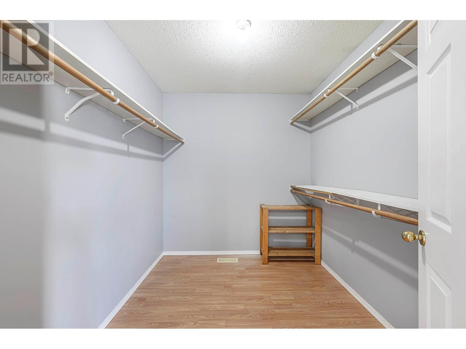 1201 14th Street, Kamloops, British Columbia  V2B 8K8 - Photo 22 - 10345313