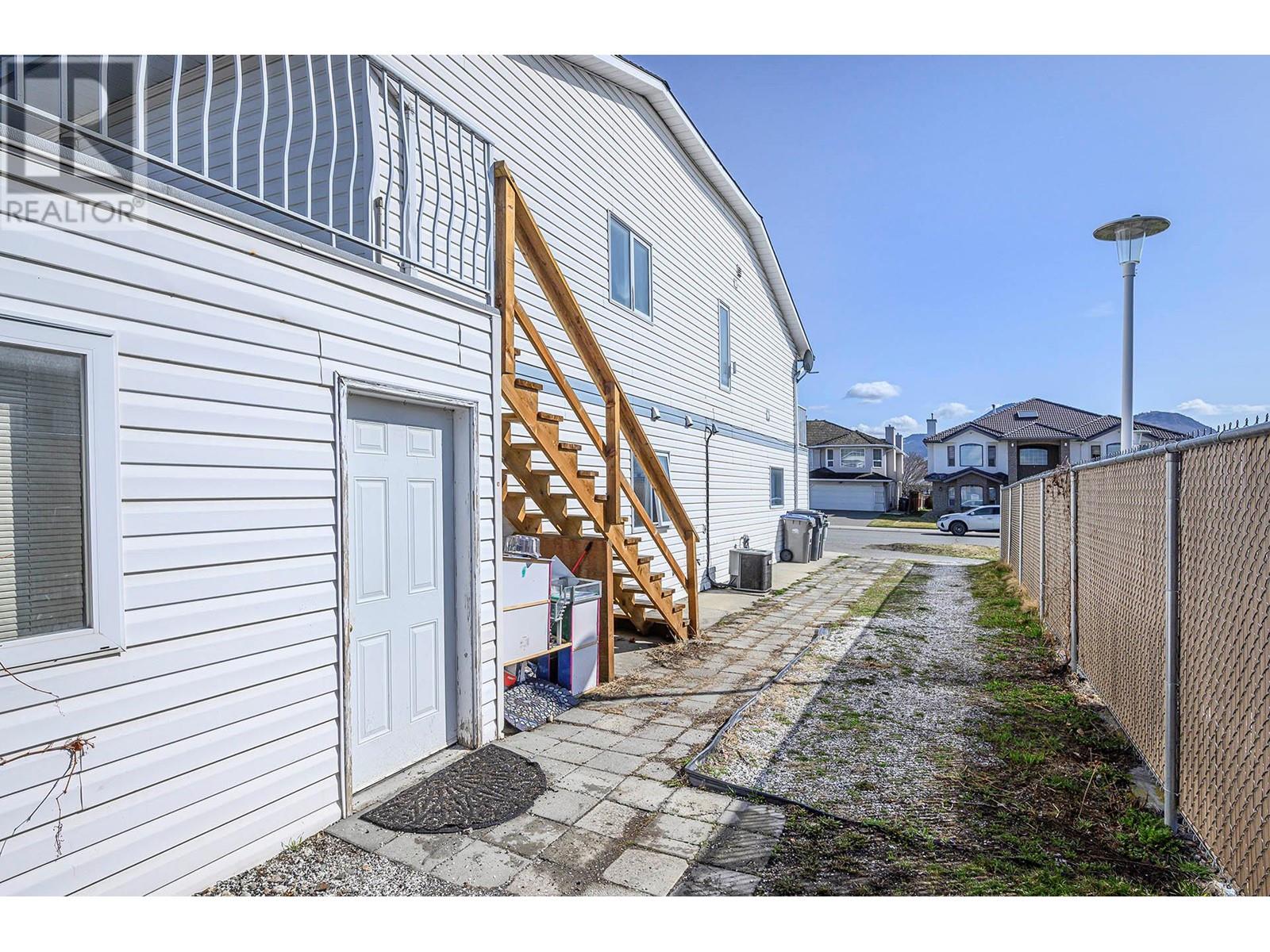 1201 14th Street, Kamloops, British Columbia  V2B 8K8 - Photo 29 - 10345313