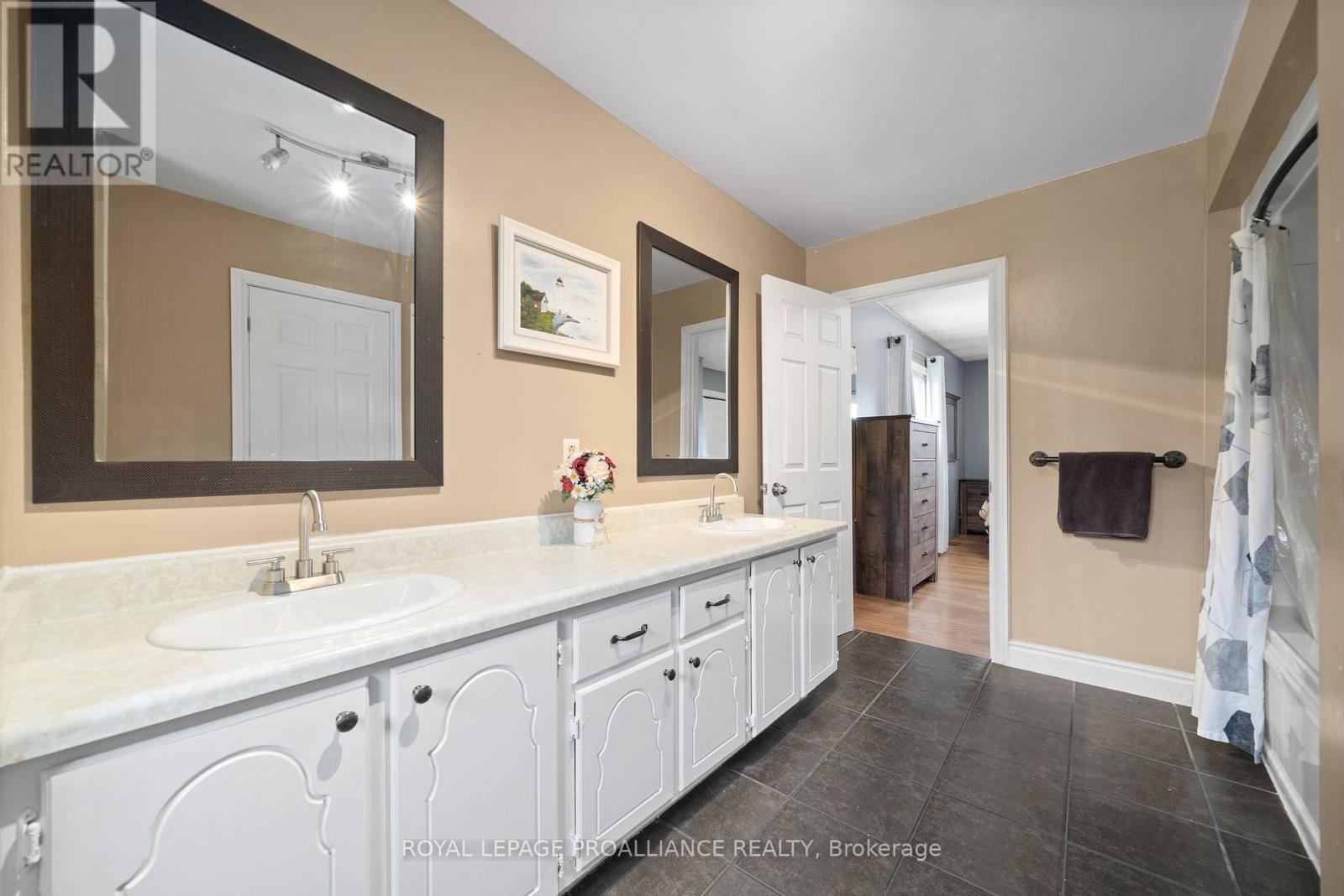 362 Schriver Road, Quinte West, Ontario  K0K 1H0 - Photo 25 - X12110270