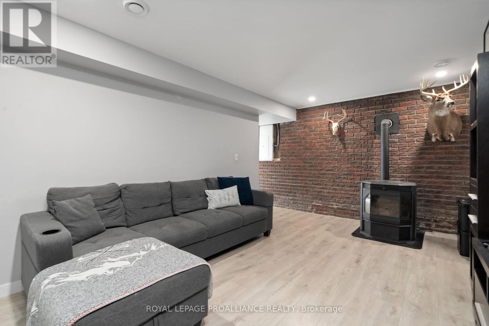 362 Schriver Road, Quinte West, Ontario  K0K 1H0 - Photo 34 - X12110270