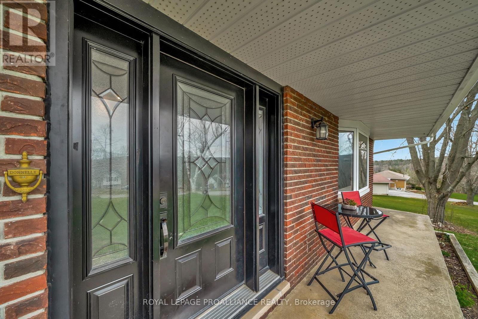 362 Schriver Road, Quinte West, Ontario  K0K 1H0 - Photo 9 - X12110270
