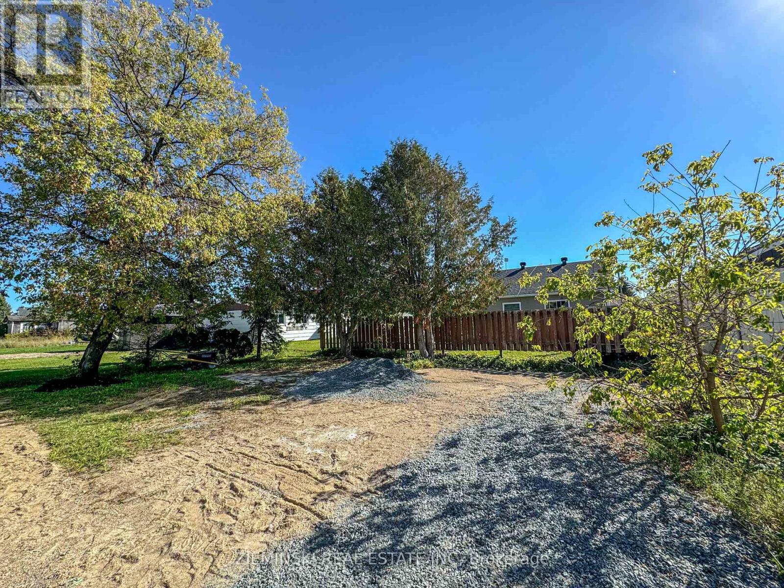 213 Teefy Street, Iroquois Falls, Ontario  P0K 1G0 - Photo 26 - T12053282