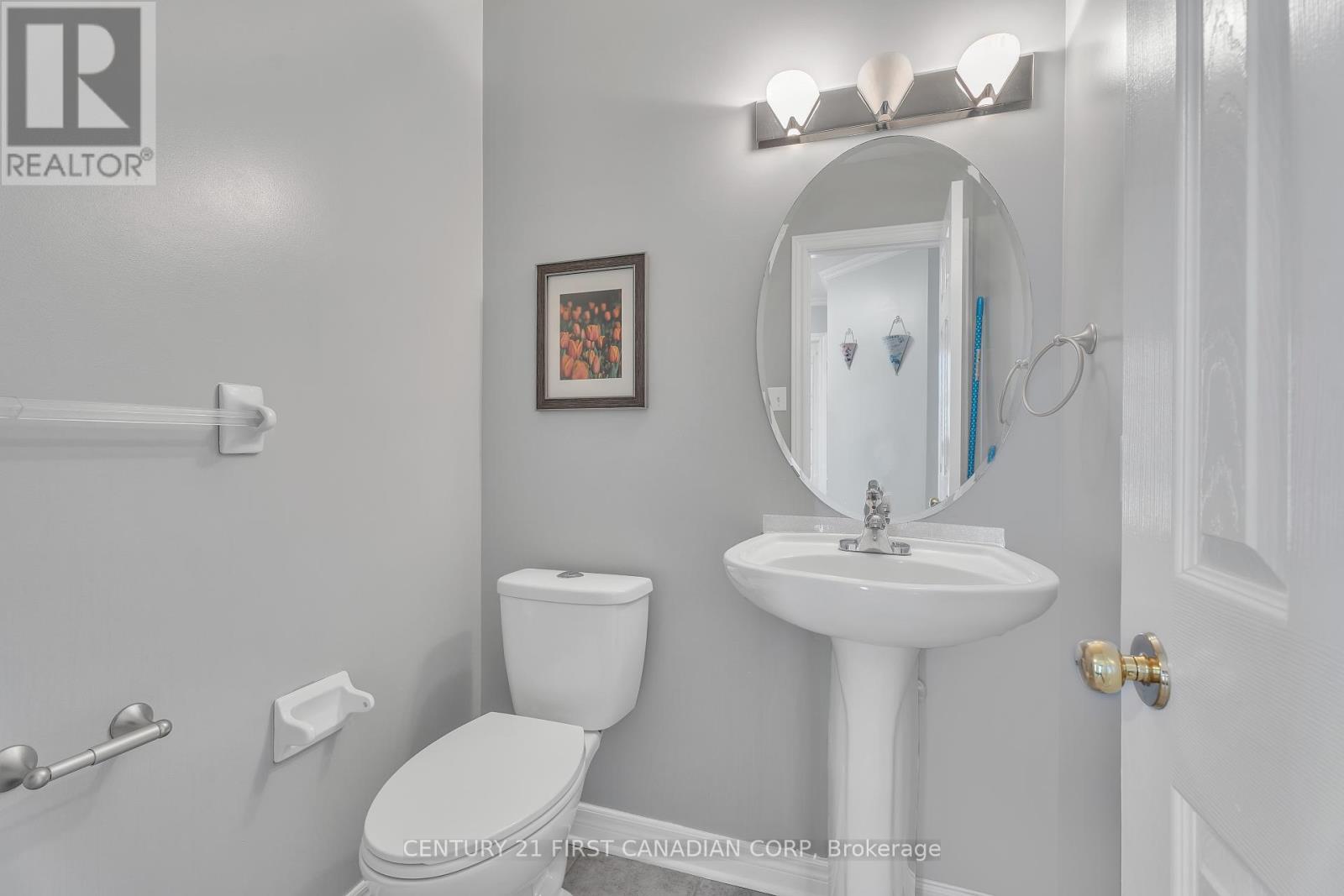 97 Mctaggart Court, London North, Ontario  N5X 3L9 - Photo 11 - X12110177
