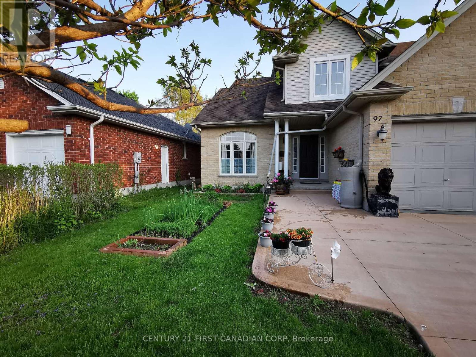 97 Mctaggart Court, London North, Ontario  N5X 3L9 - Photo 48 - X12110177