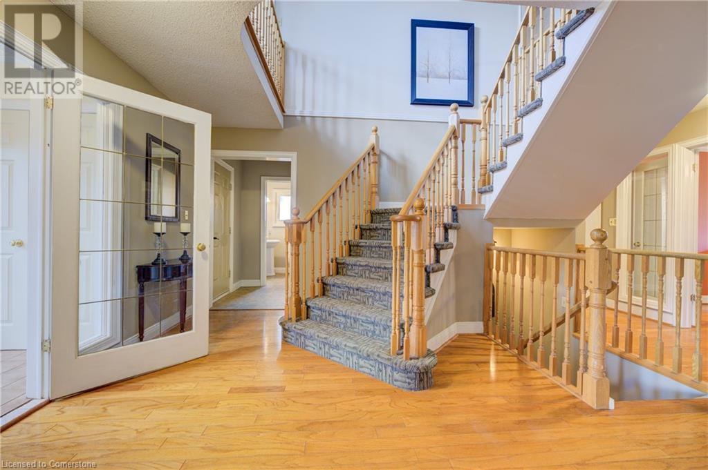 Property at 25 LYNNVALLEY Crescent image 5