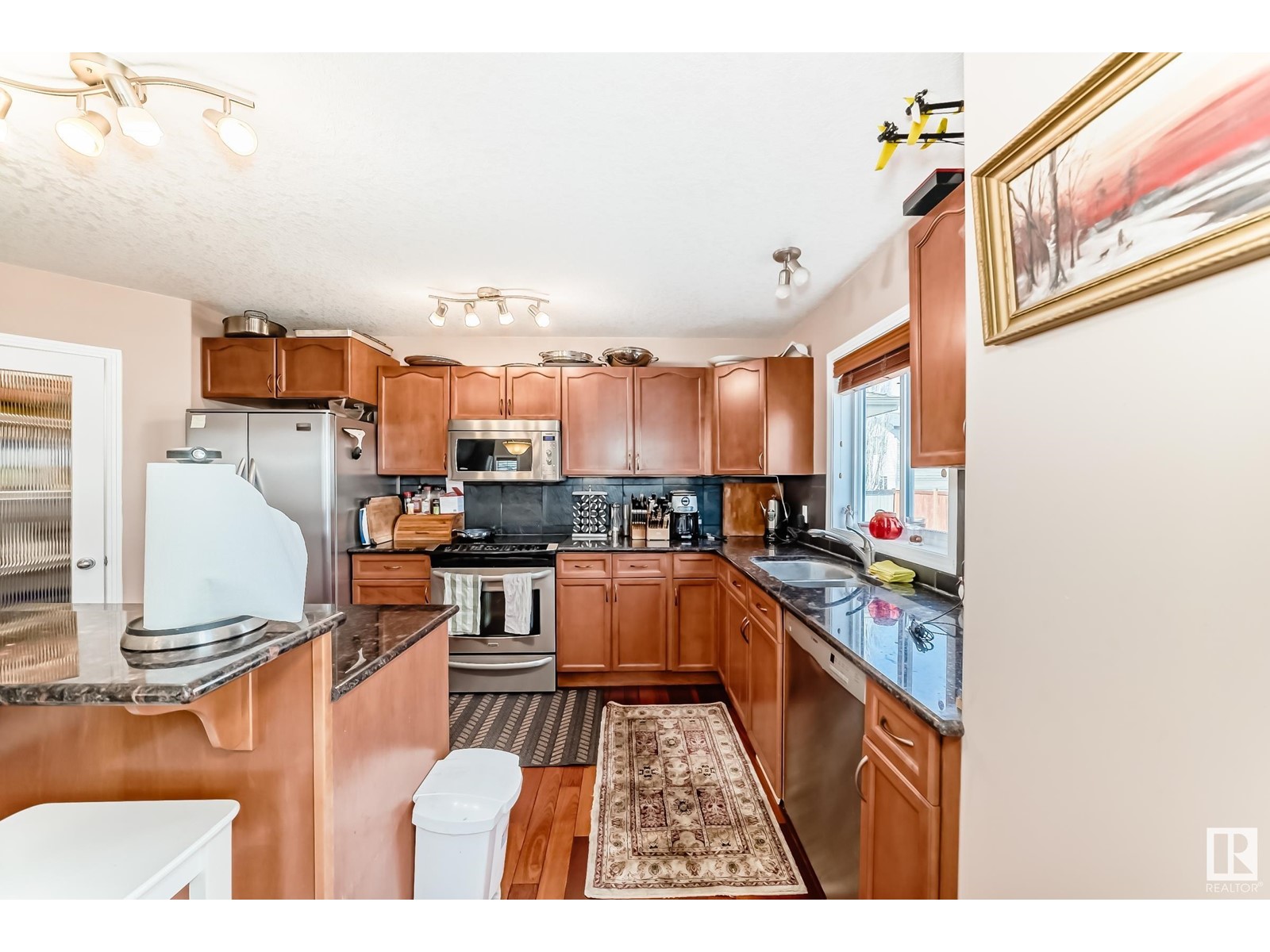 Property at 123 SHORES DR image 5