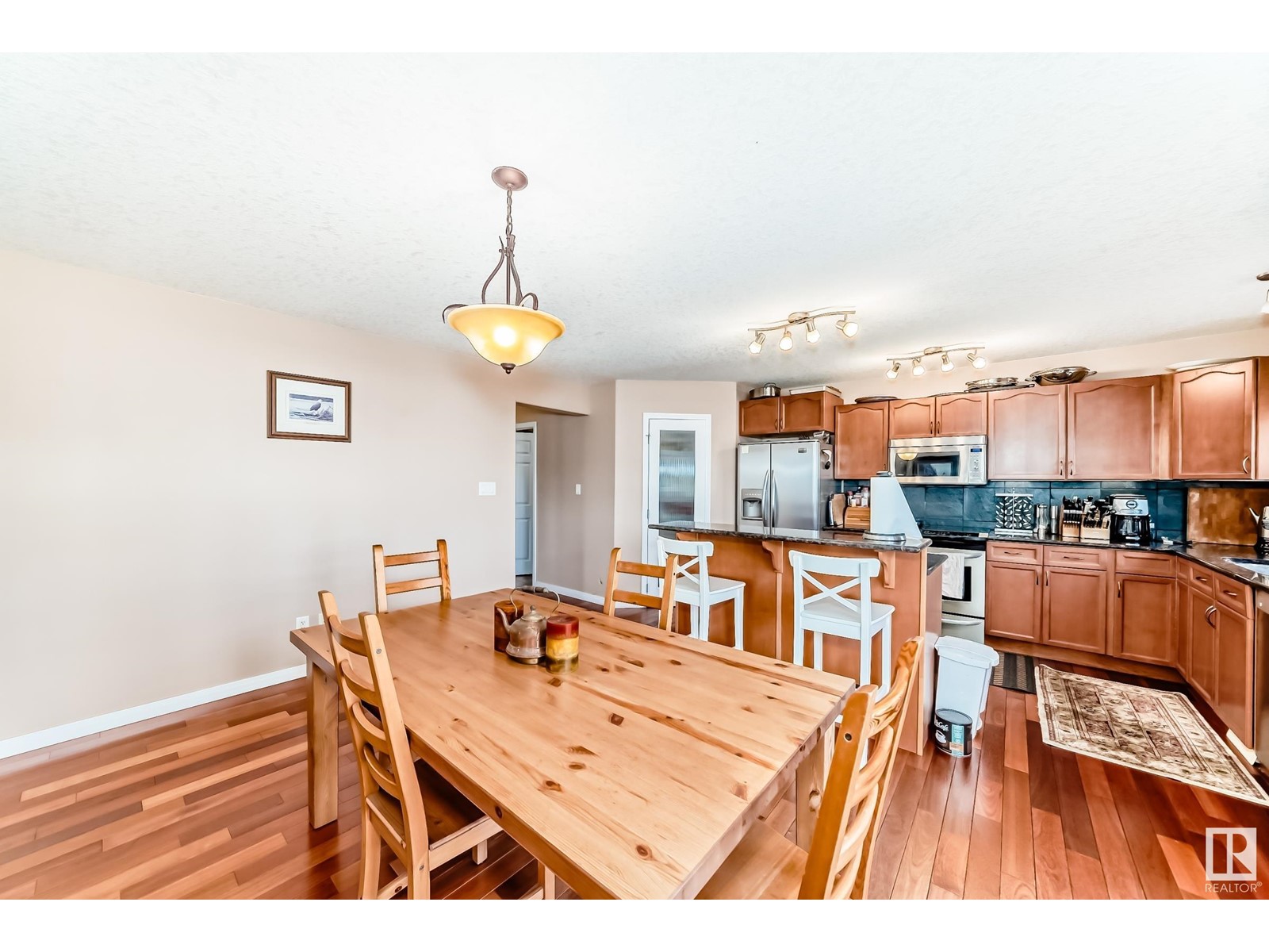Property at 123 SHORES DR image 2