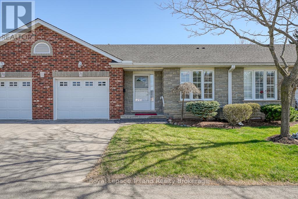 31 - 53 HERON'S LANDING, Woodstock, Ontario