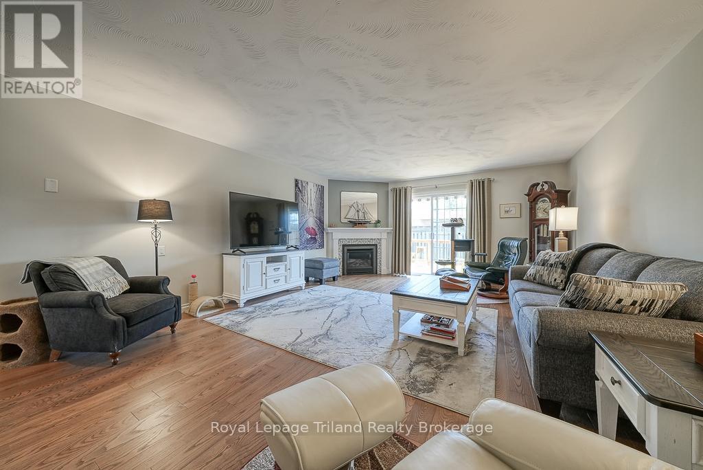 31 - 53 Heron's Landing, Woodstock, Ontario  N4T 1V2 - Photo 12 - X12110136