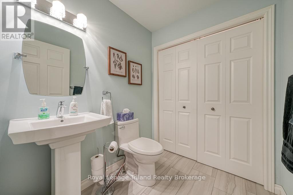 31 - 53 Heron's Landing, Woodstock, Ontario  N4T 1V2 - Photo 14 - X12110136