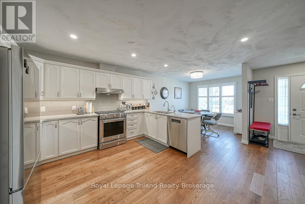 31 - 53 Heron's Landing, Woodstock, Ontario  N4T 1V2 - Photo 20 - X12110136