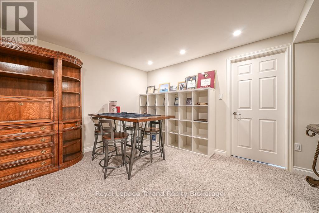 31 - 53 Heron's Landing, Woodstock, Ontario  N4T 1V2 - Photo 29 - X12110136