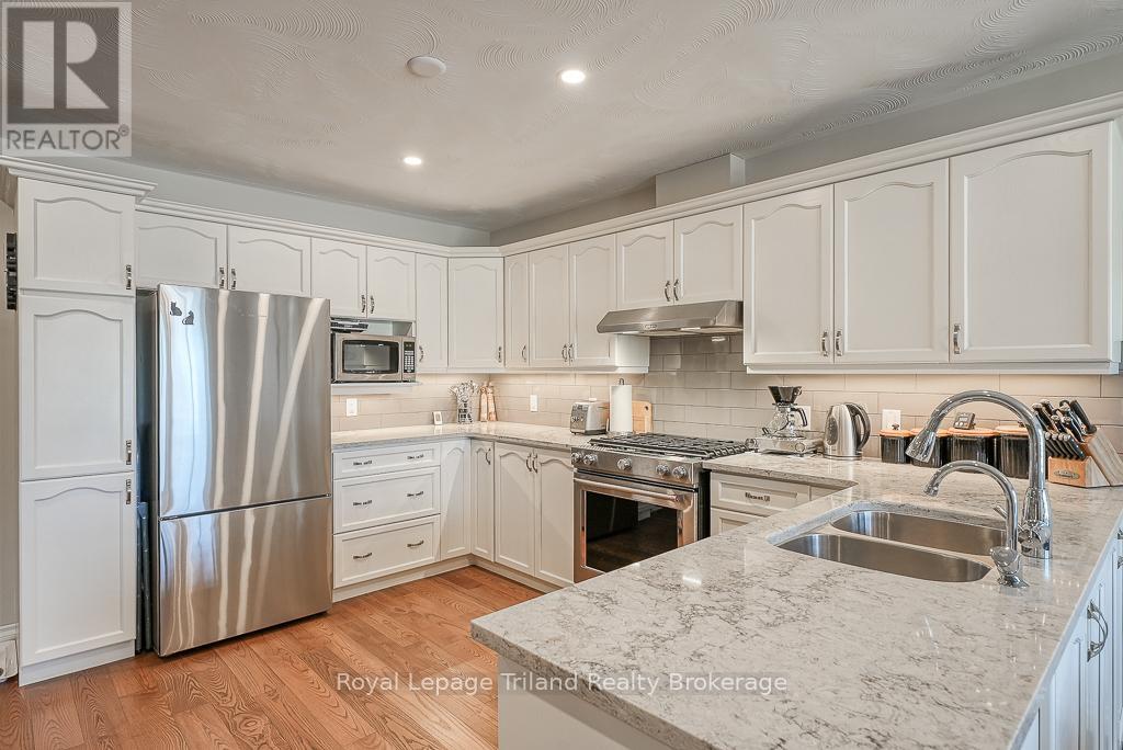 31 - 53 Heron's Landing, Woodstock, Ontario  N4T 1V2 - Photo 7 - X12110136