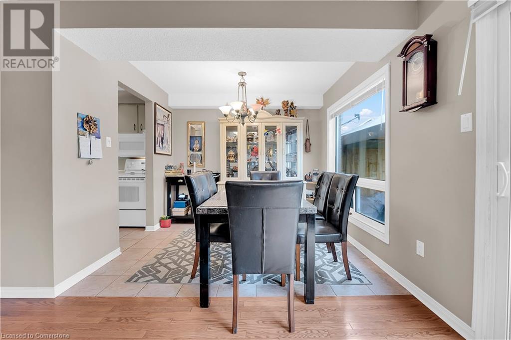 5016 Friesen Boulevard, Beamsville, Ontario  L0R 1B5 - Photo 9 - 40722568
